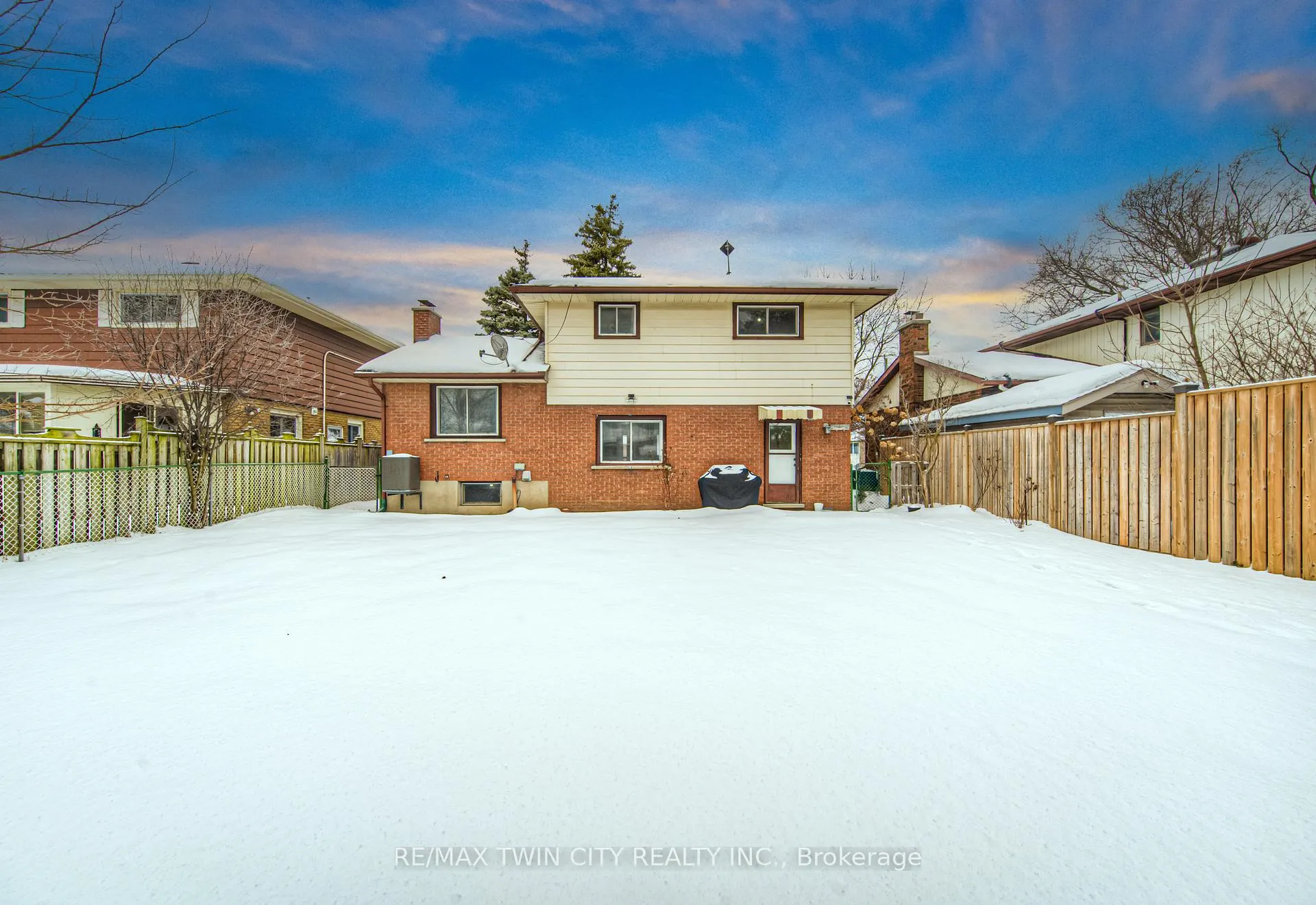 Photo 36 of 23 Fairlawn Road, Kitchener — HOMEH
