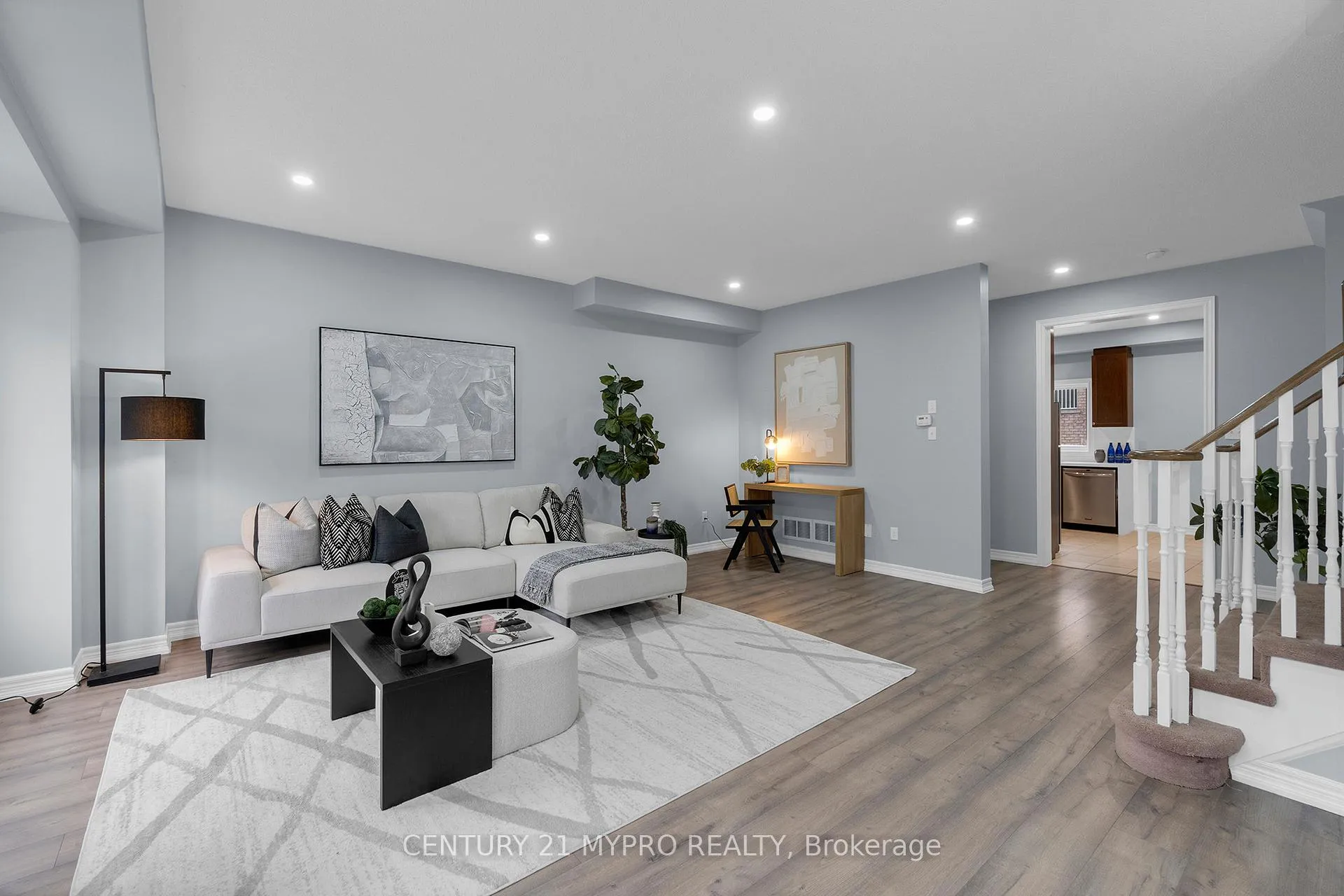 Photo 13 of 7 Urbana Road, Brampton, Bram West — HOMEH