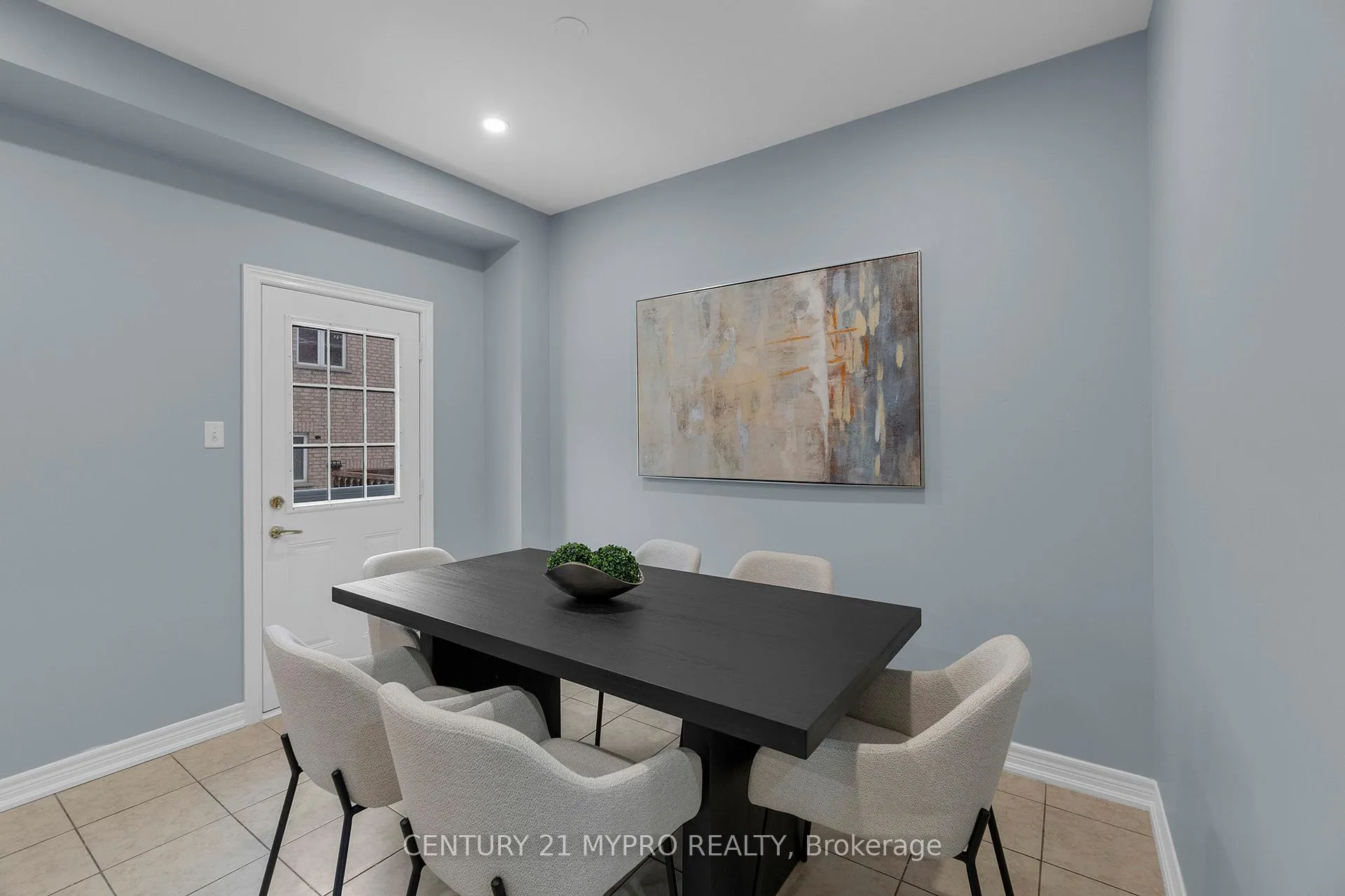 Photo 14 of 7 Urbana Road, Brampton, Bram West — HOMEH