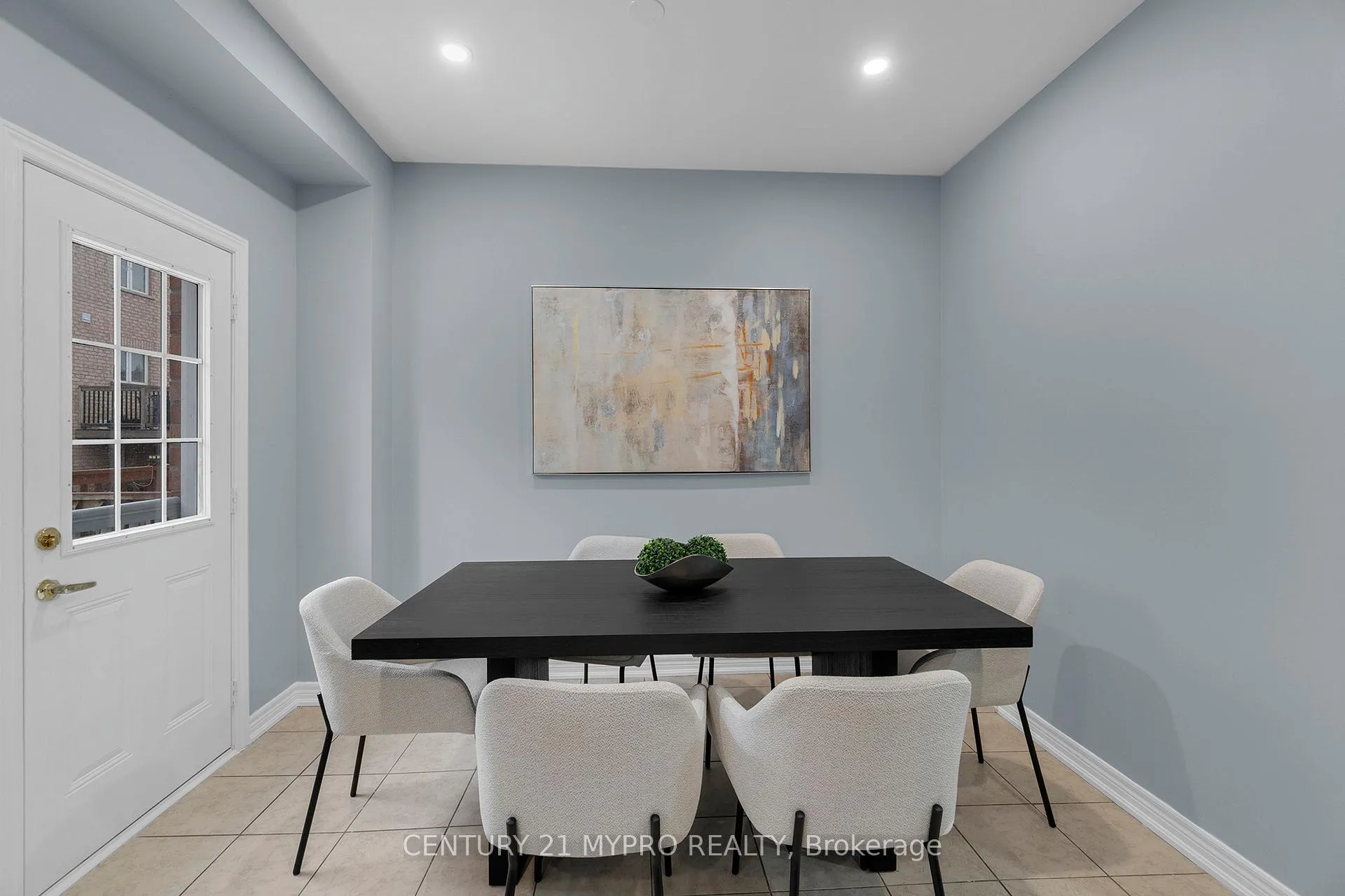 Photo 15 of 7 Urbana Road, Brampton, Bram West — HOMEH