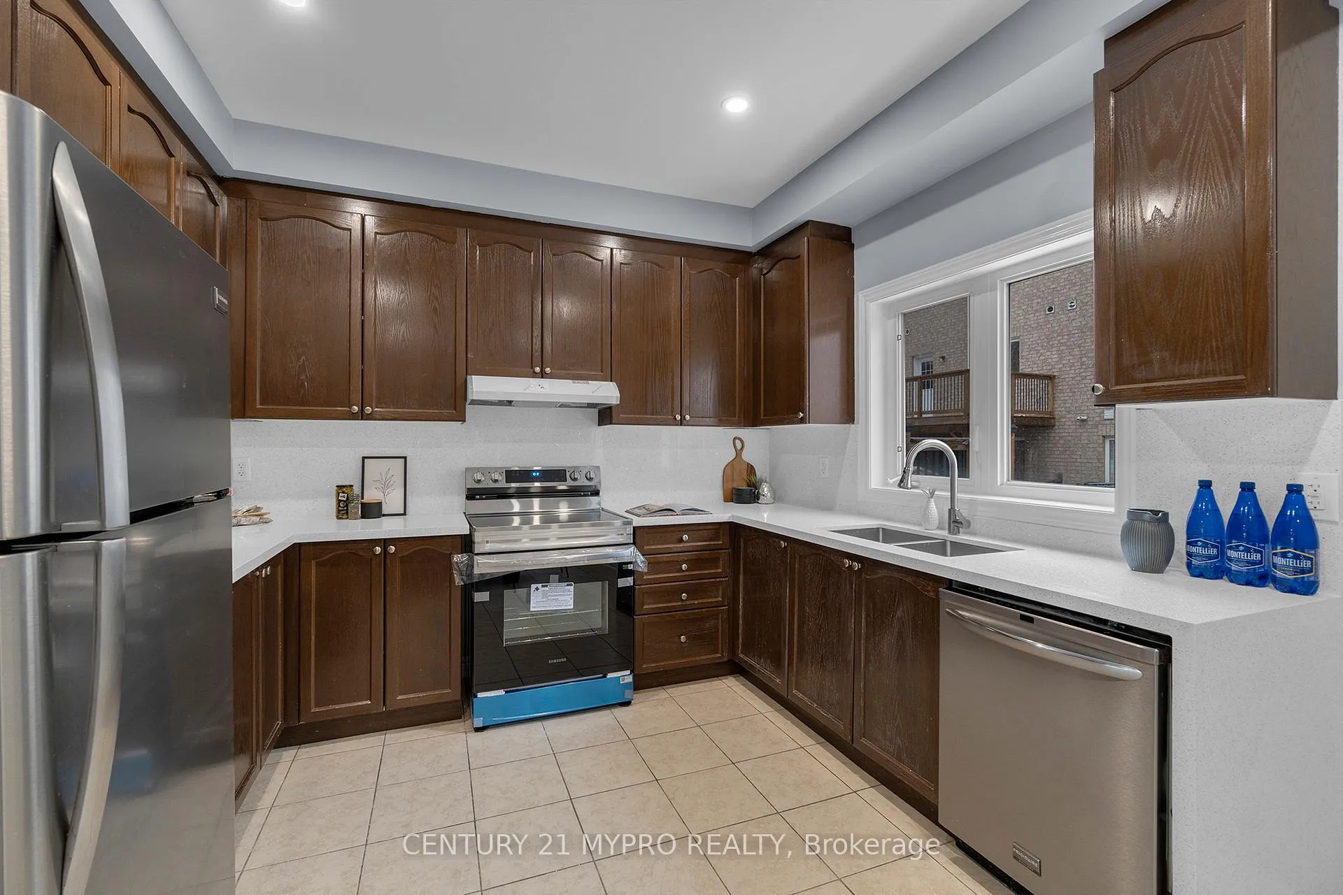 Photo 19 of 7 Urbana Road, Brampton, Bram West — HOMEH