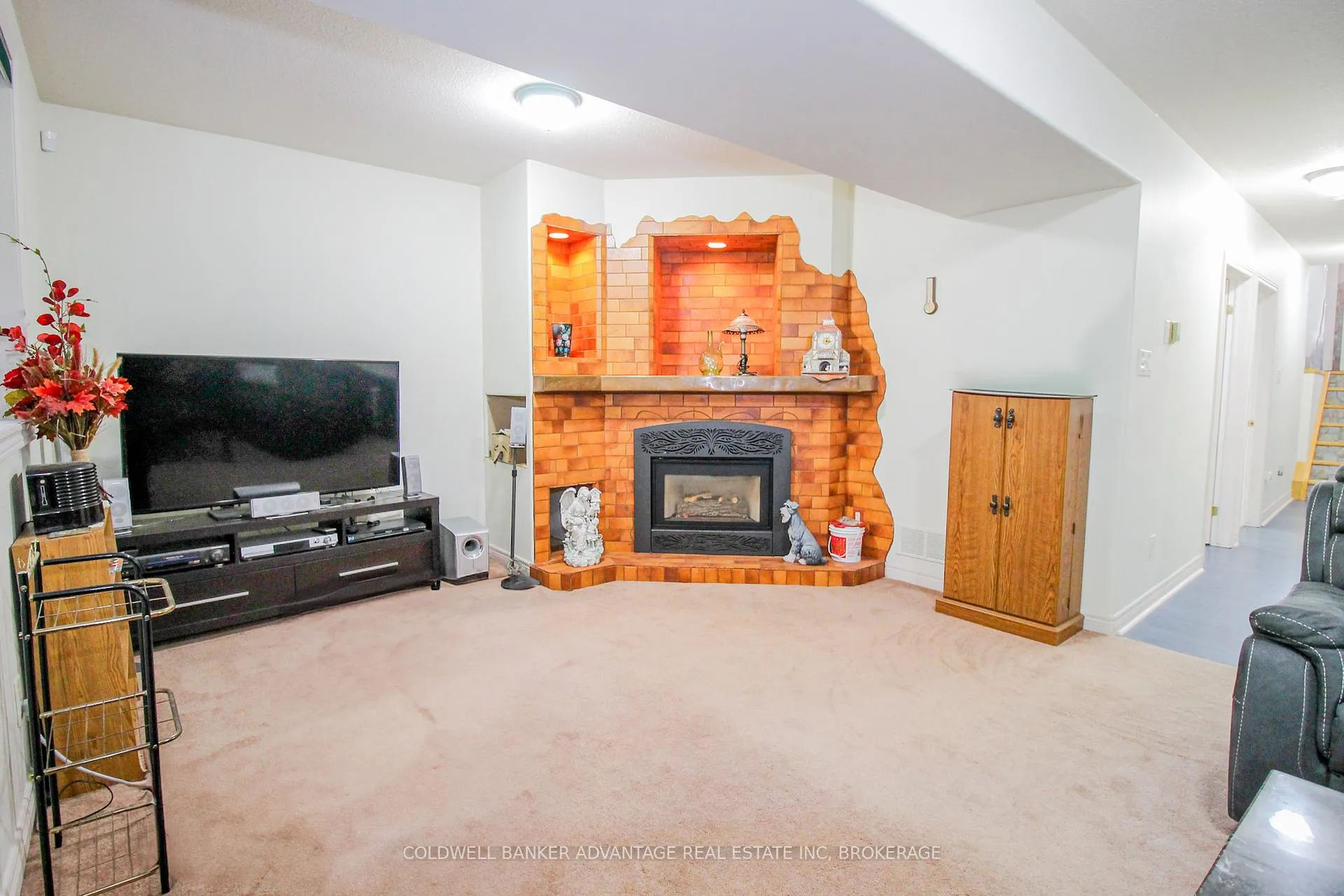 Photo 29 of 40 Gretel Drive, Welland, N. Welland — HOMEH
