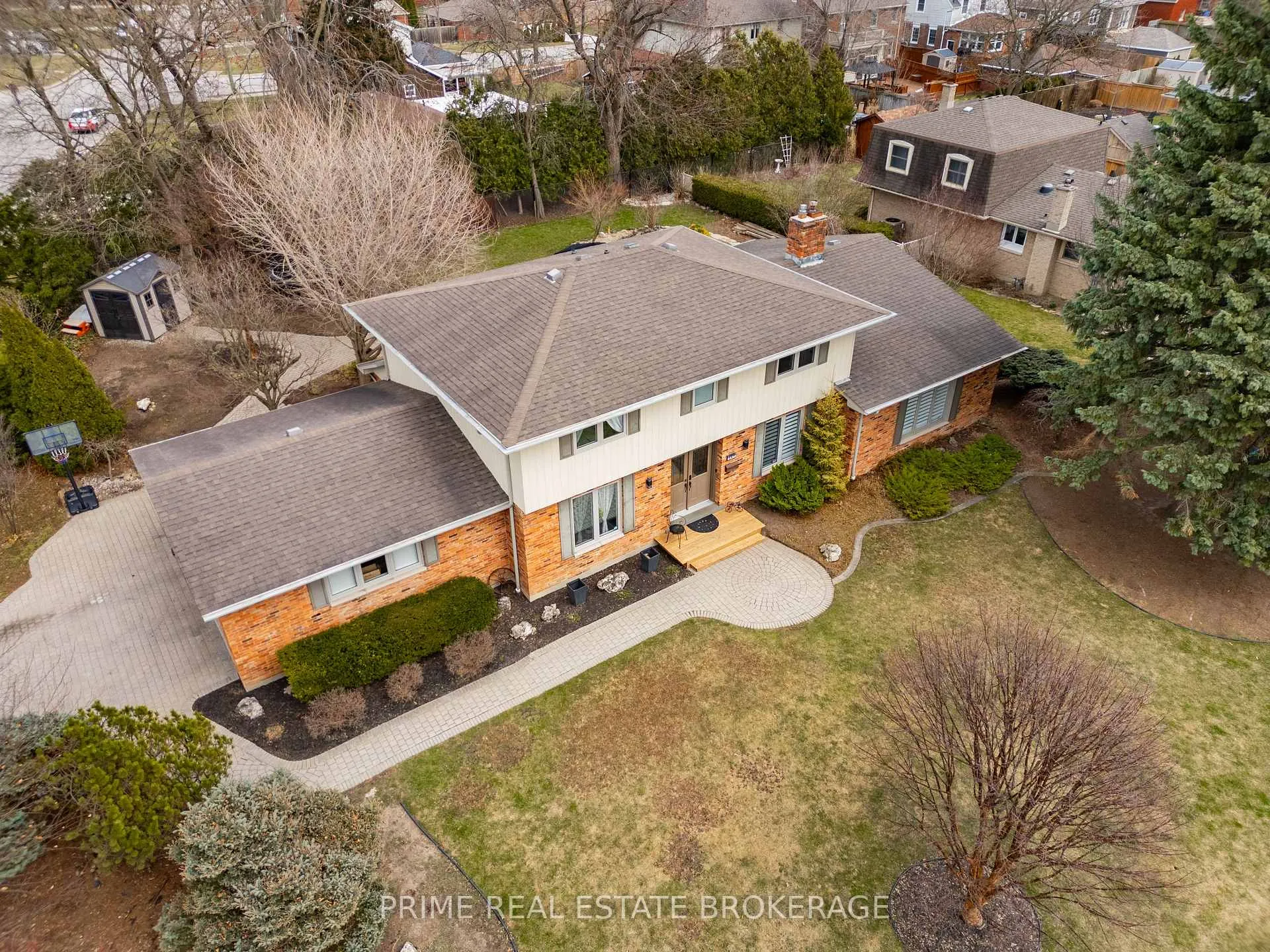 Photo 2 of 147 Crystal Drive, Chatham-Kent, Chatham — HOMEH
