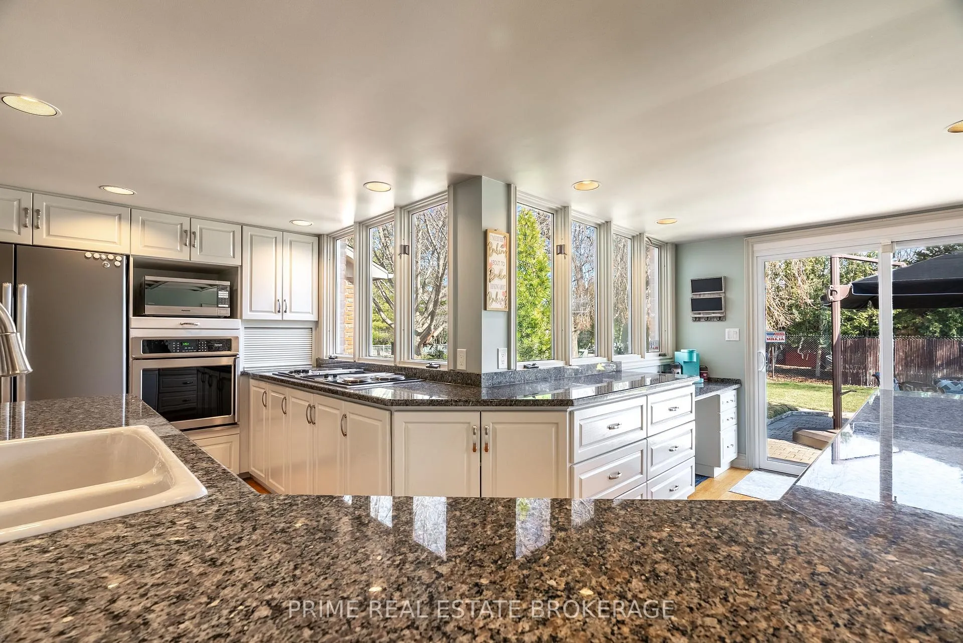 Photo 8 of 147 Crystal Drive, Chatham-Kent, Chatham — HOMEH