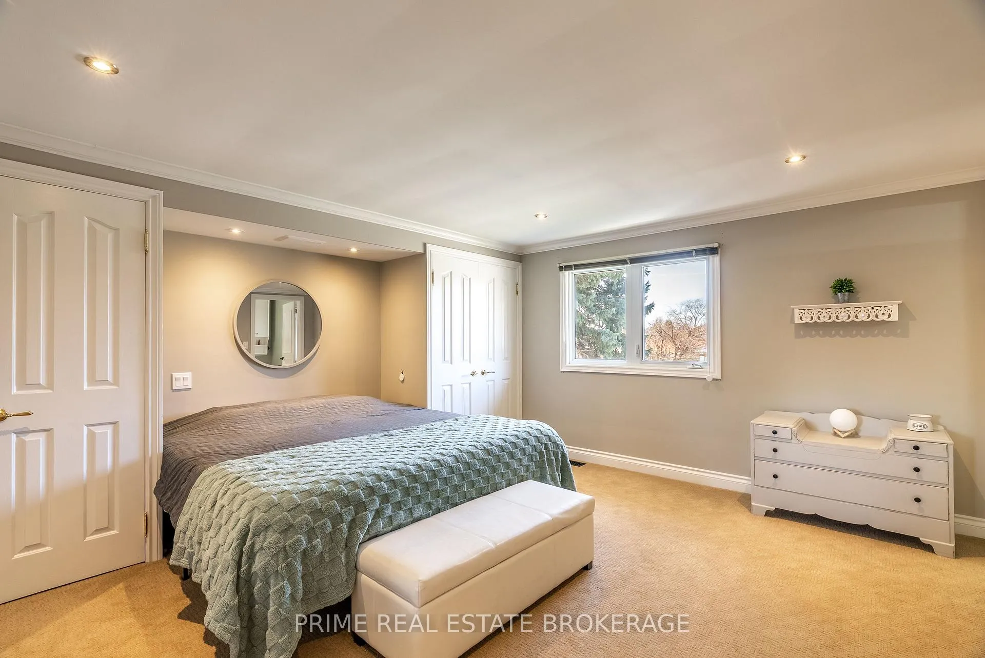 Photo 33 of 147 Crystal Drive, Chatham-Kent, Chatham — HOMEH