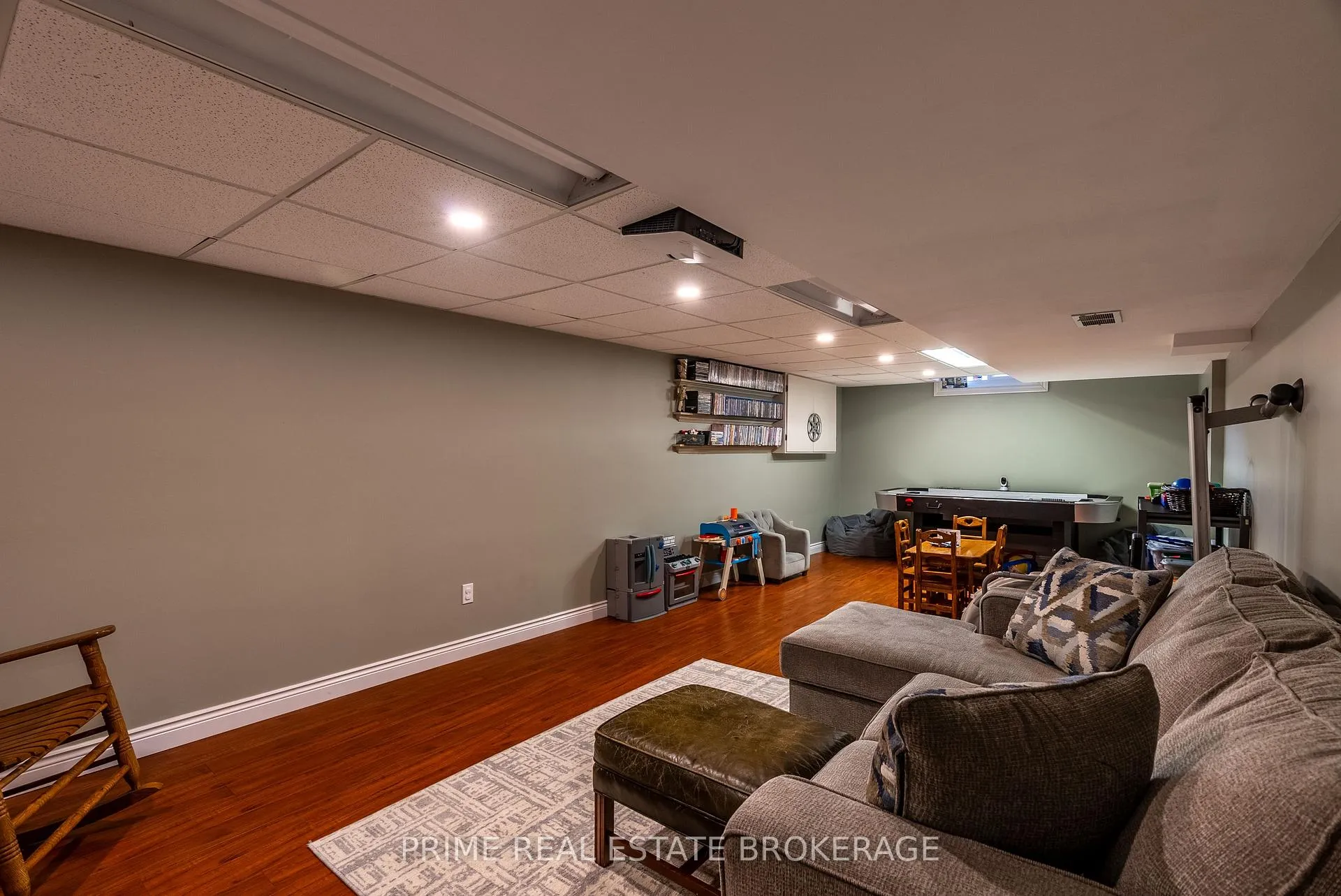 Photo 39 of 147 Crystal Drive, Chatham-Kent, Chatham — HOMEH