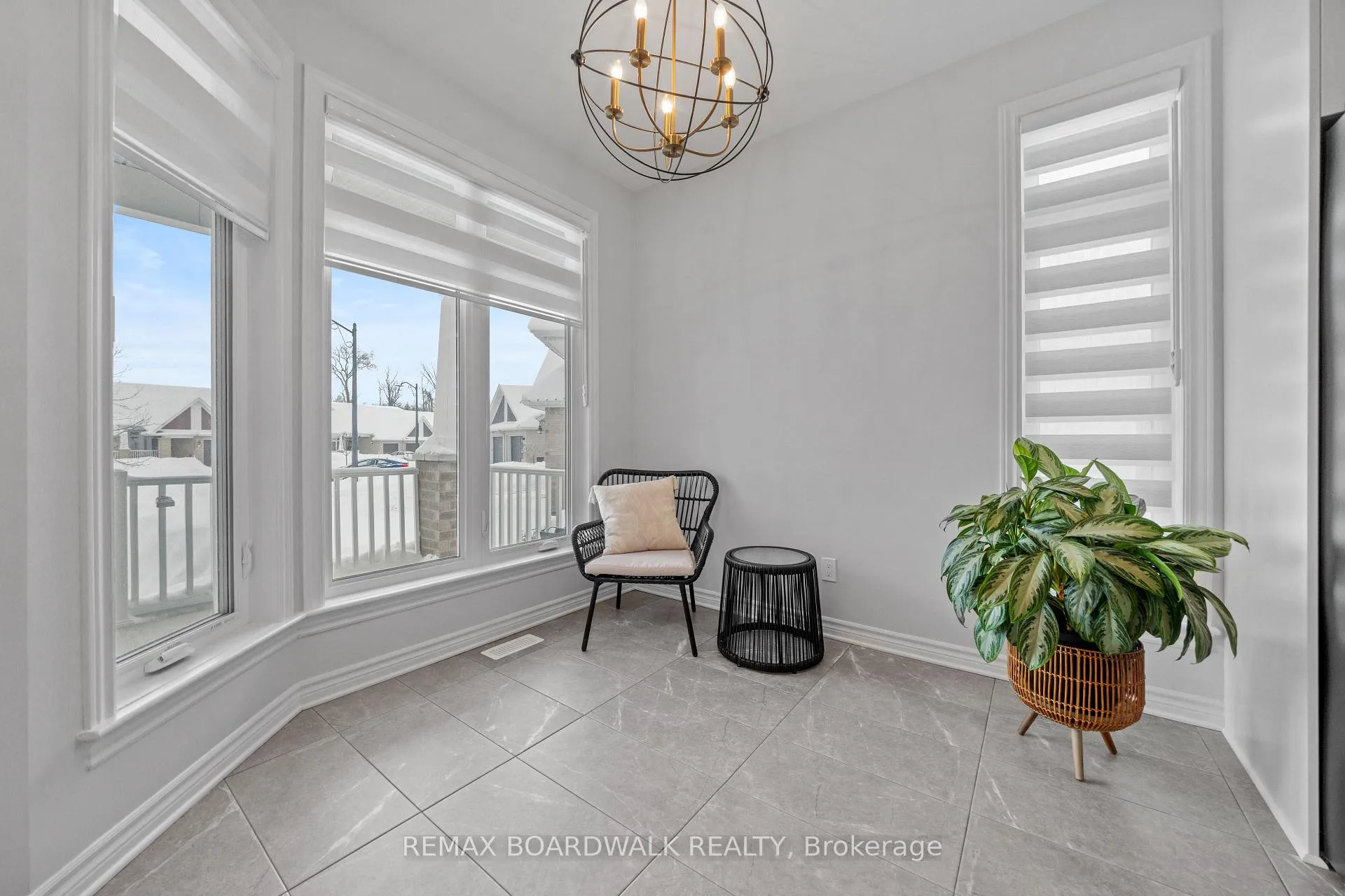 Photo 10 of 779 Keinouche Place, Ottawa, Camelot — HOMEH