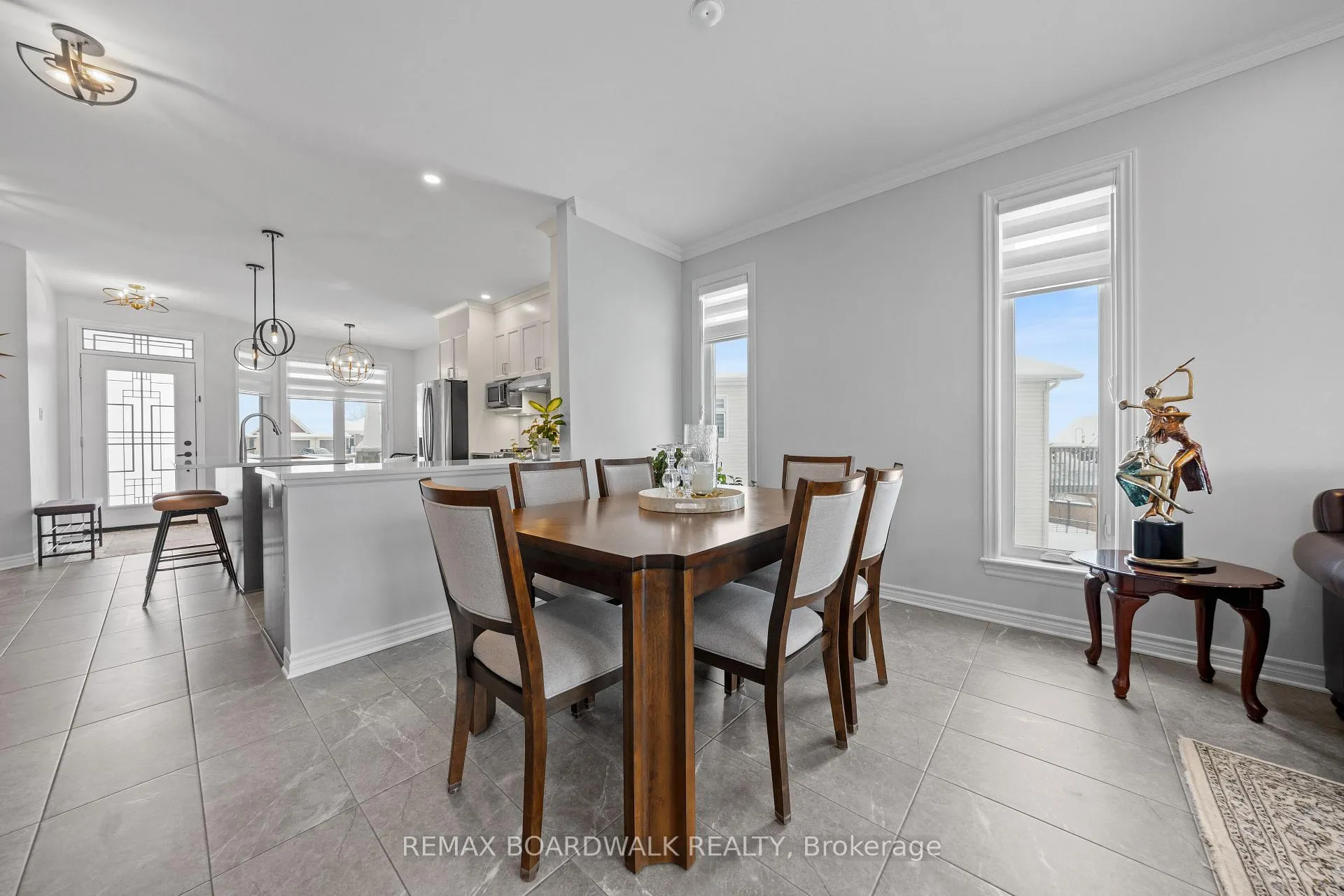 Photo 17 of 779 Keinouche Place, Ottawa, Camelot — HOMEH