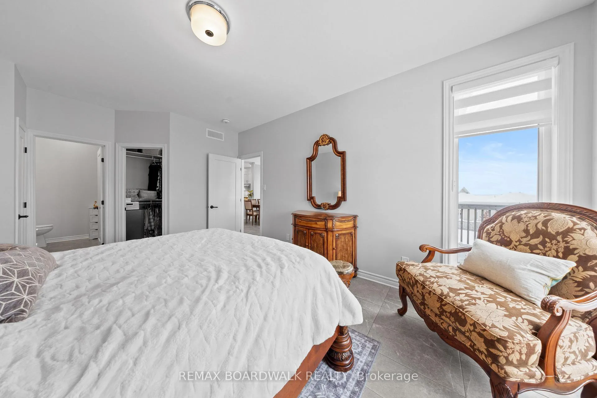 Photo 24 of 779 Keinouche Place, Ottawa, Camelot — HOMEH