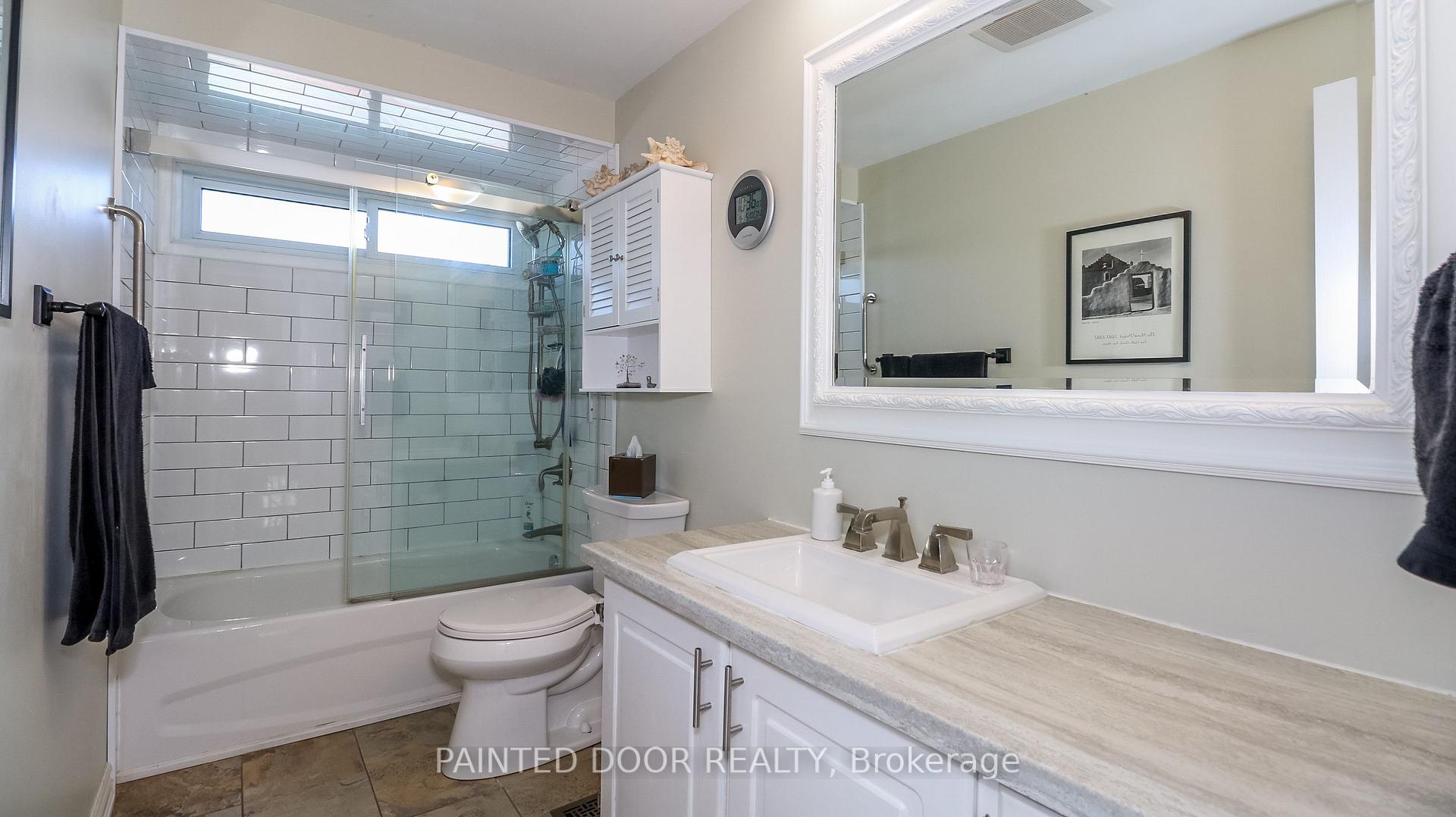 Photo 23 of 6 Fitzroy Terrace, Barrie, Allandale Heights — HOMEH