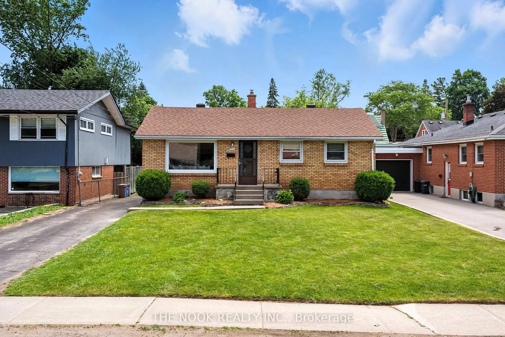 Photo 1 of 23 Hyde Park Avenue, Belleville, Belleville Ward — HOMEH