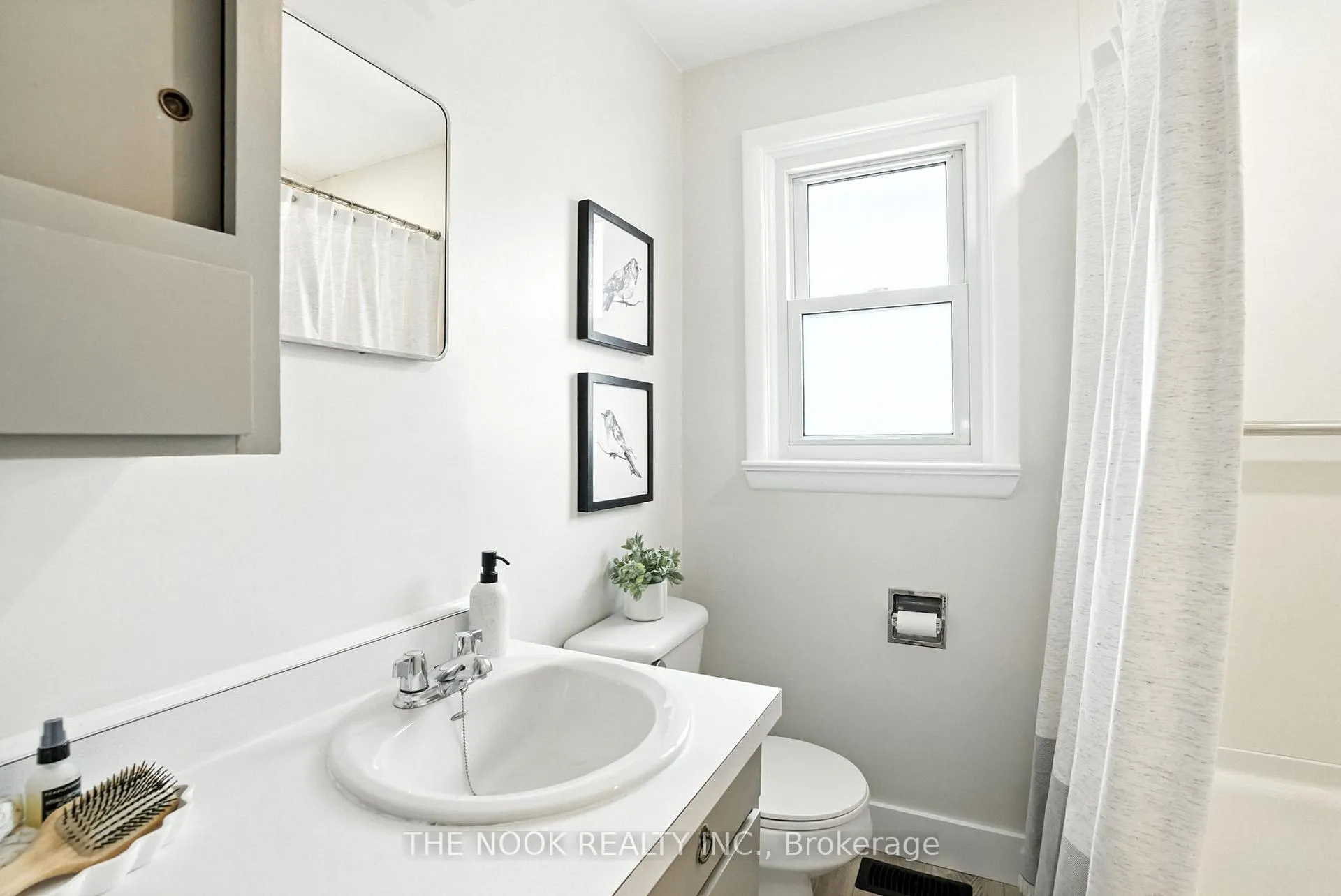 Photo 15 of 23 Hyde Park Avenue, Belleville, Belleville Ward — HOMEH