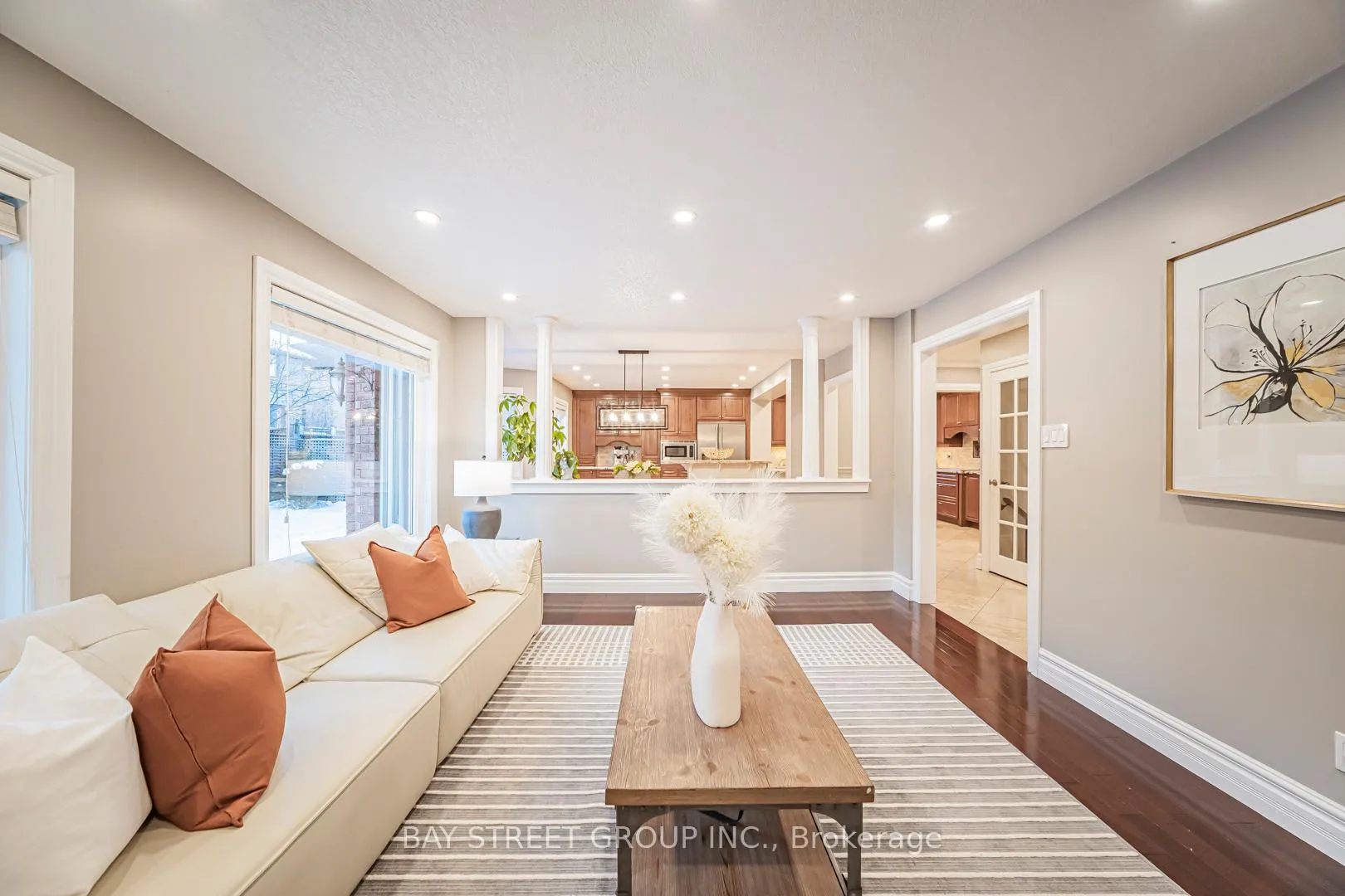 Photo 13 of 2167 Castlefield Crescent, Oakville, River Oaks — HOMEH