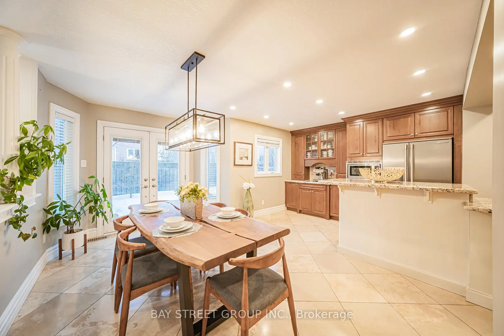 Photo 15 of 2167 Castlefield Crescent, Oakville, River Oaks — HOMEH