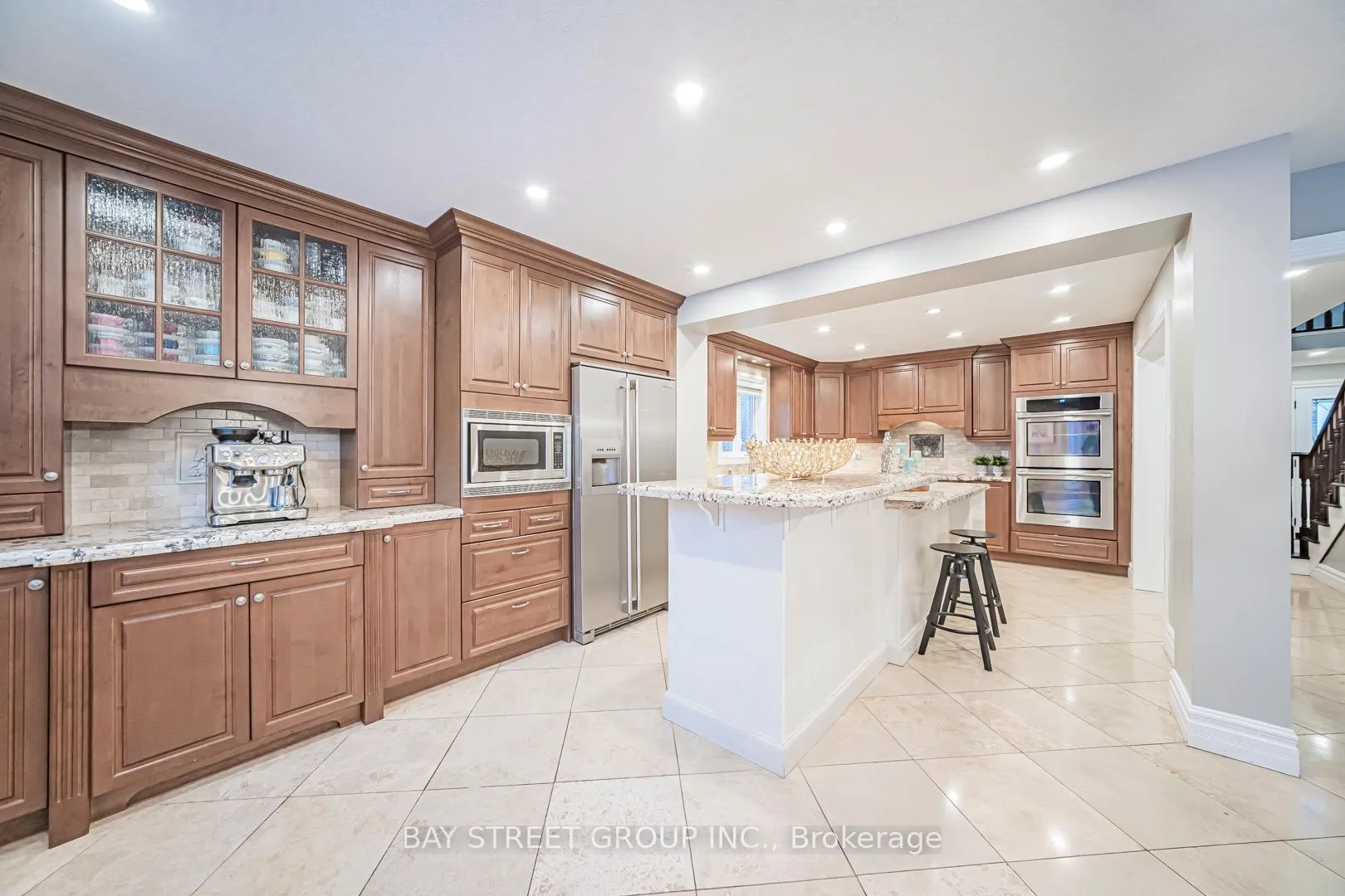 Photo 18 of 2167 Castlefield Crescent, Oakville, River Oaks — HOMEH