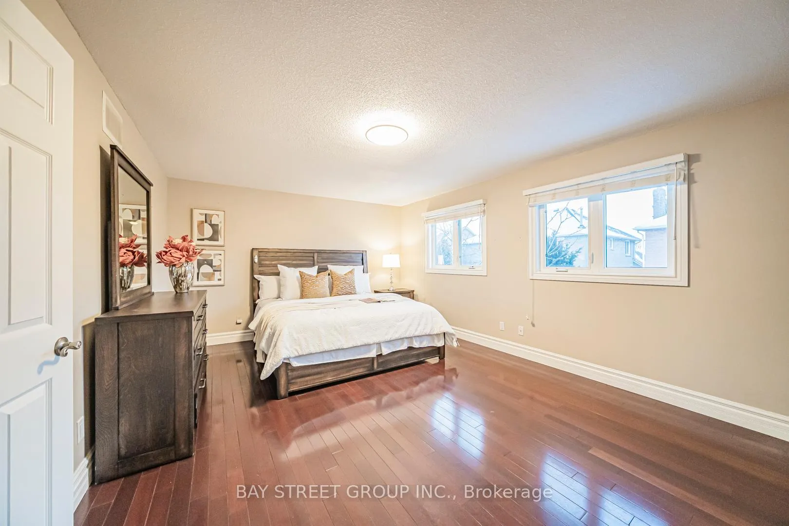 Photo 24 of 2167 Castlefield Crescent, Oakville, River Oaks — HOMEH