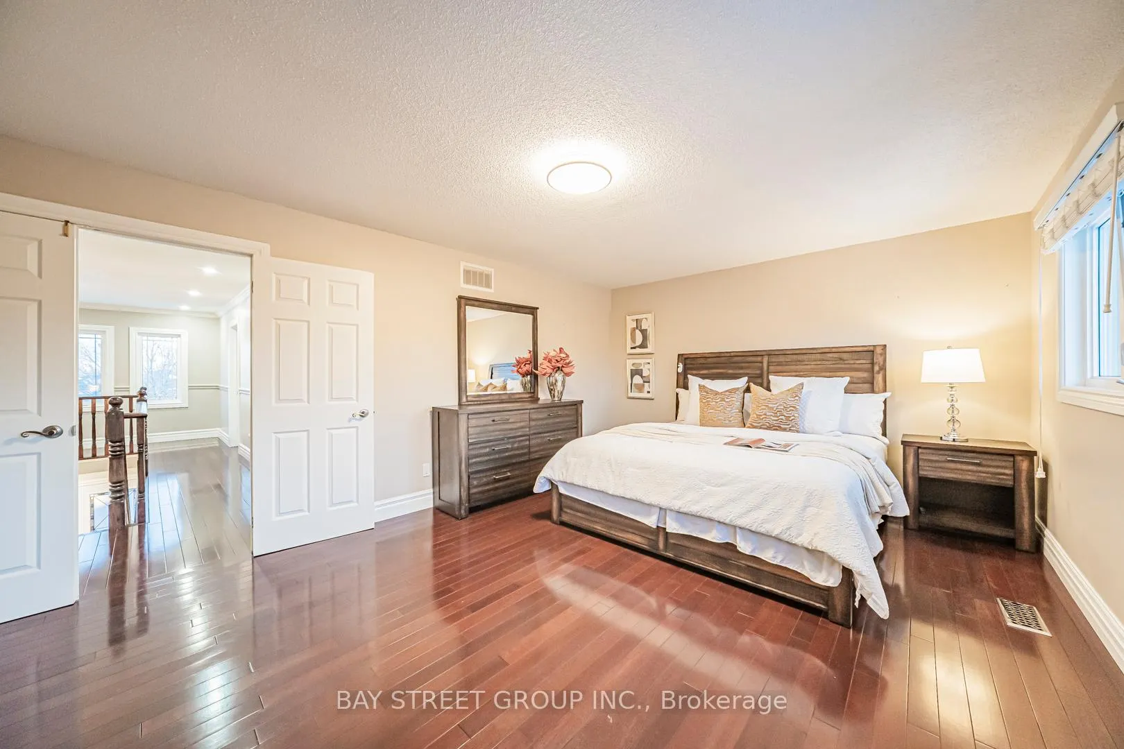 Photo 26 of 2167 Castlefield Crescent, Oakville, River Oaks — HOMEH