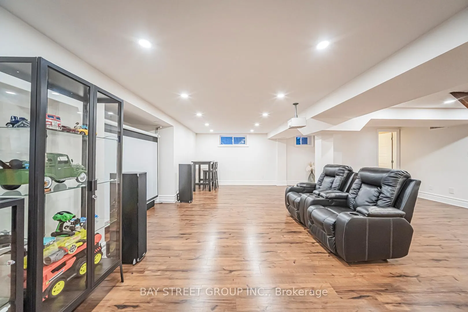Photo 45 of 2167 Castlefield Crescent, Oakville, River Oaks — HOMEH