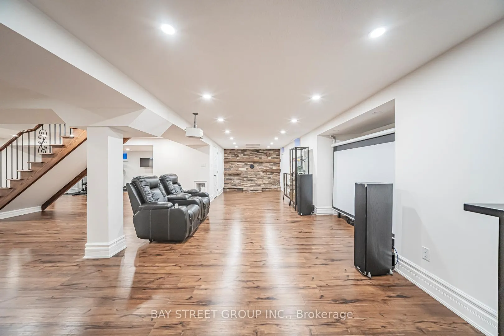 Photo 46 of 2167 Castlefield Crescent, Oakville, River Oaks — HOMEH