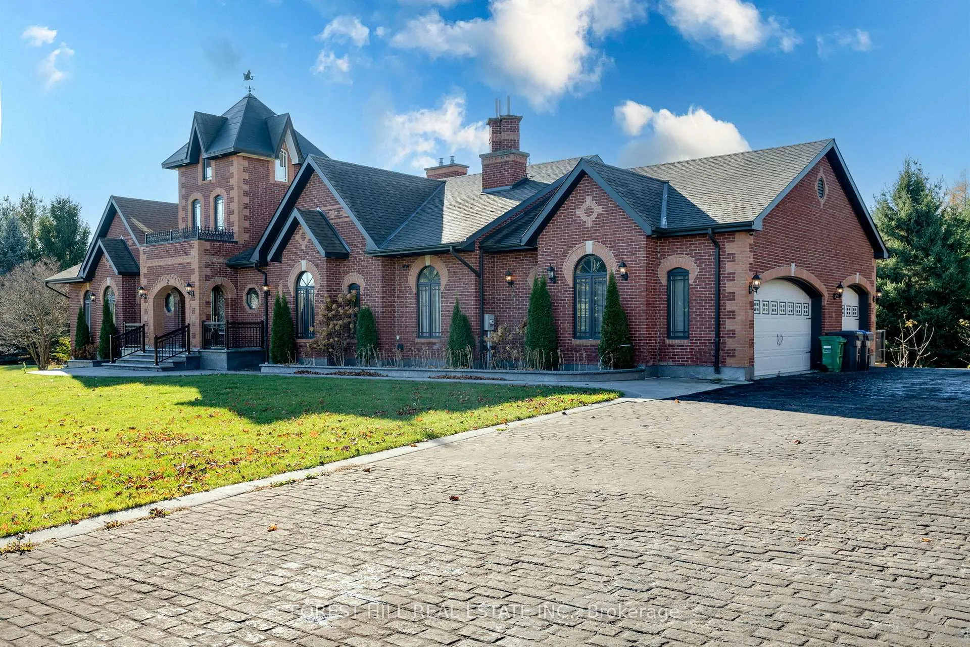 Photo 1 of 2 High Forest Court, Caledon, Palgrave — HOMEH