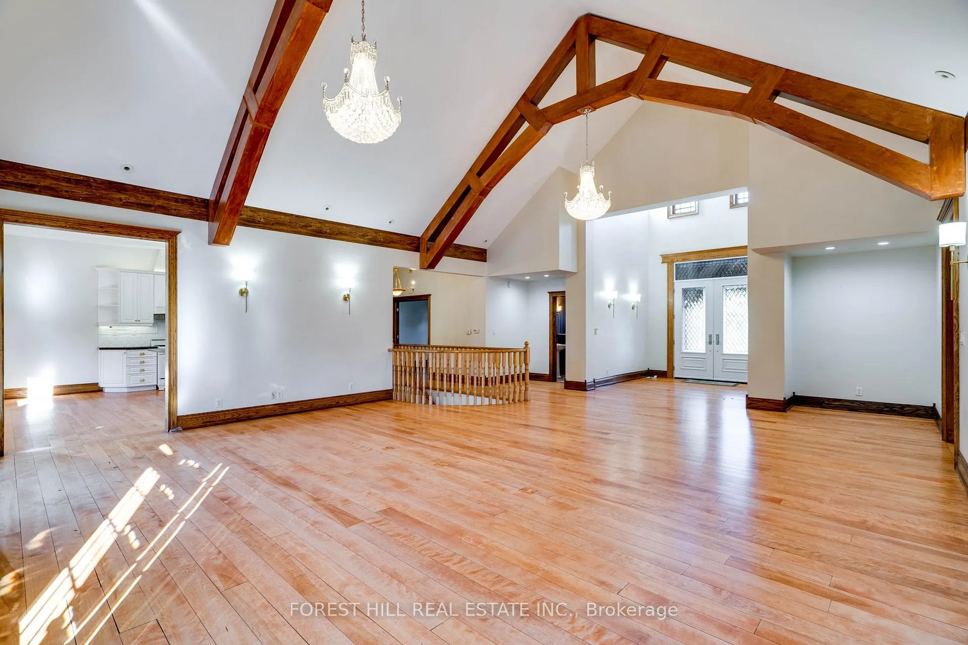 Photo 7 of 2 High Forest Court, Caledon, Palgrave — HOMEH