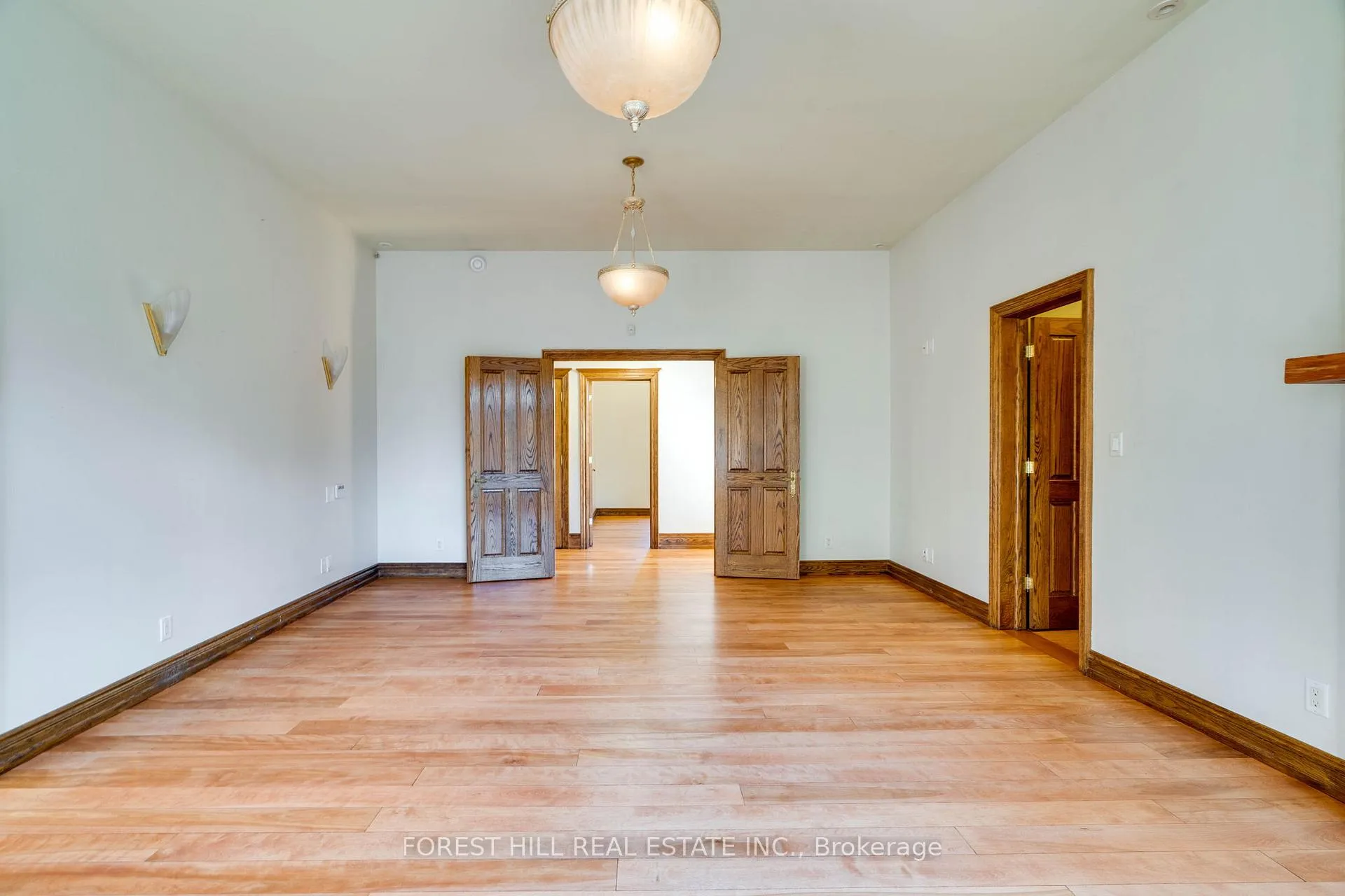 Photo 17 of 2 High Forest Court, Caledon, Palgrave — HOMEH