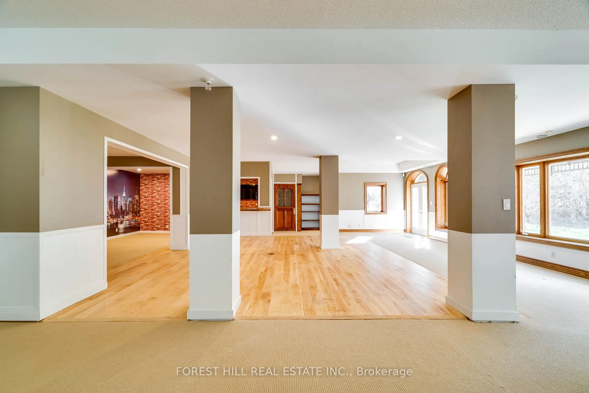 Photo 25 of 2 High Forest Court, Caledon, Palgrave — HOMEH