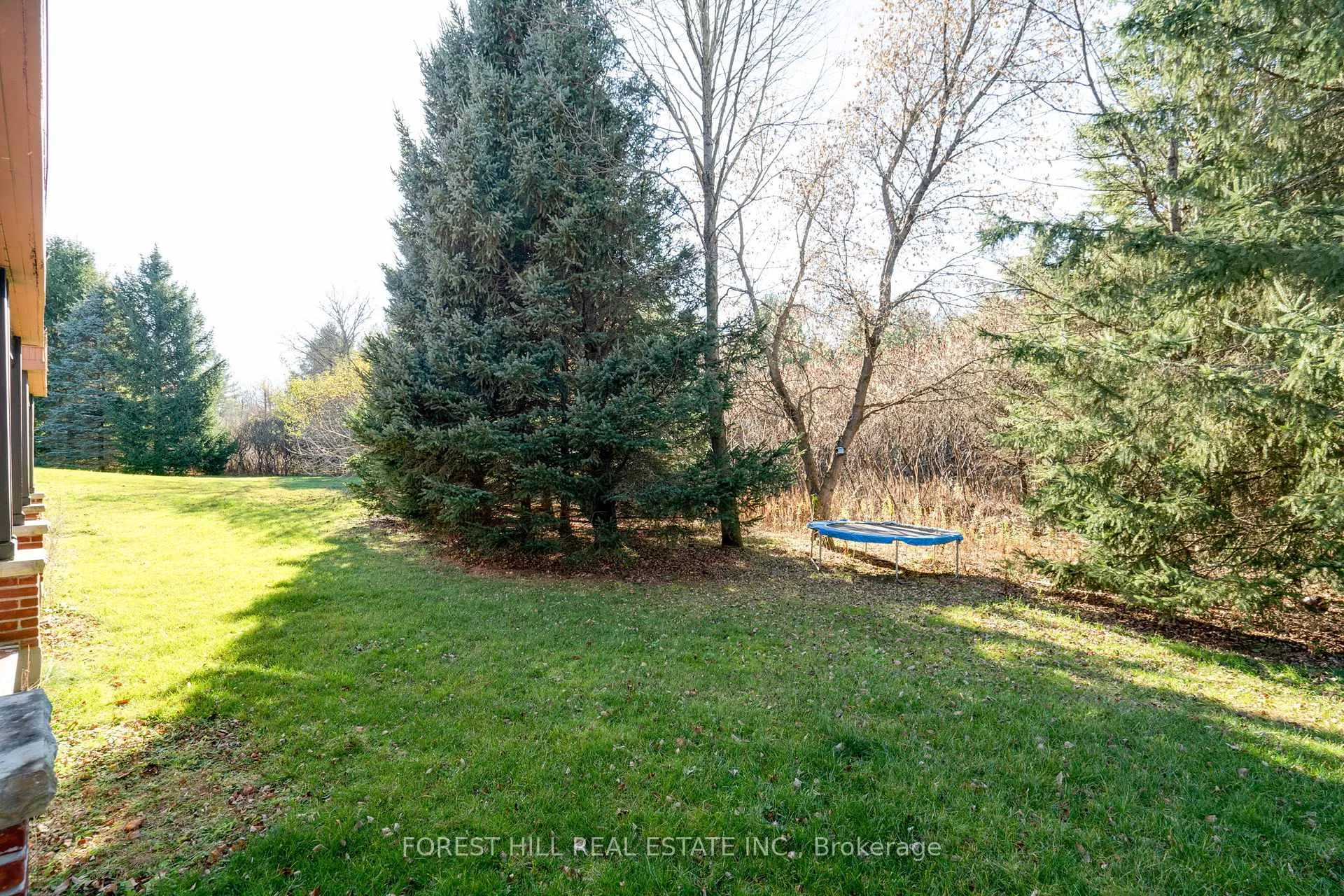 Photo 37 of 2 High Forest Court, Caledon, Palgrave — HOMEH