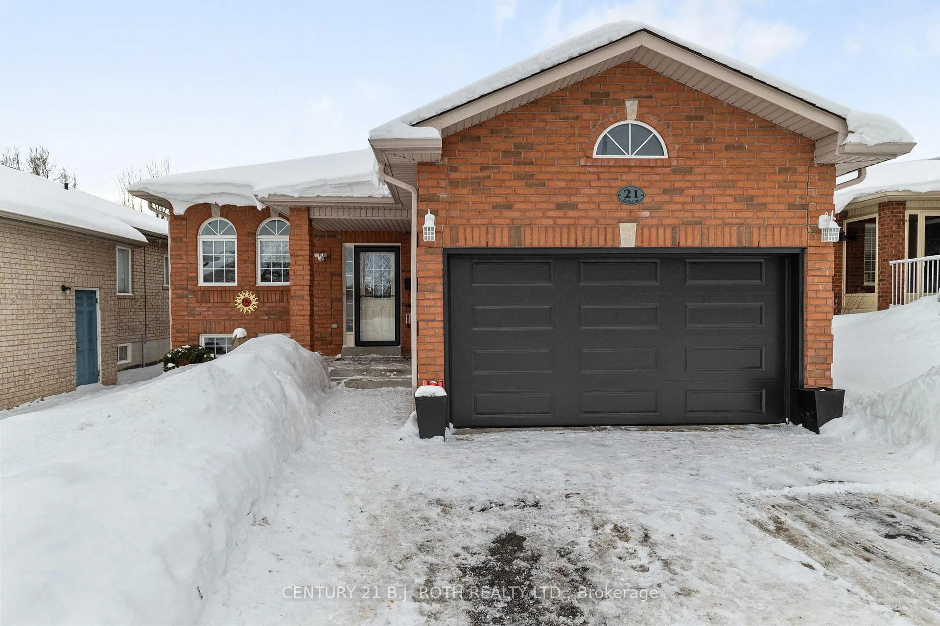 Photo 1 of 21 Ruffet Drive, Barrie, Edgehill Drive — HOMEH