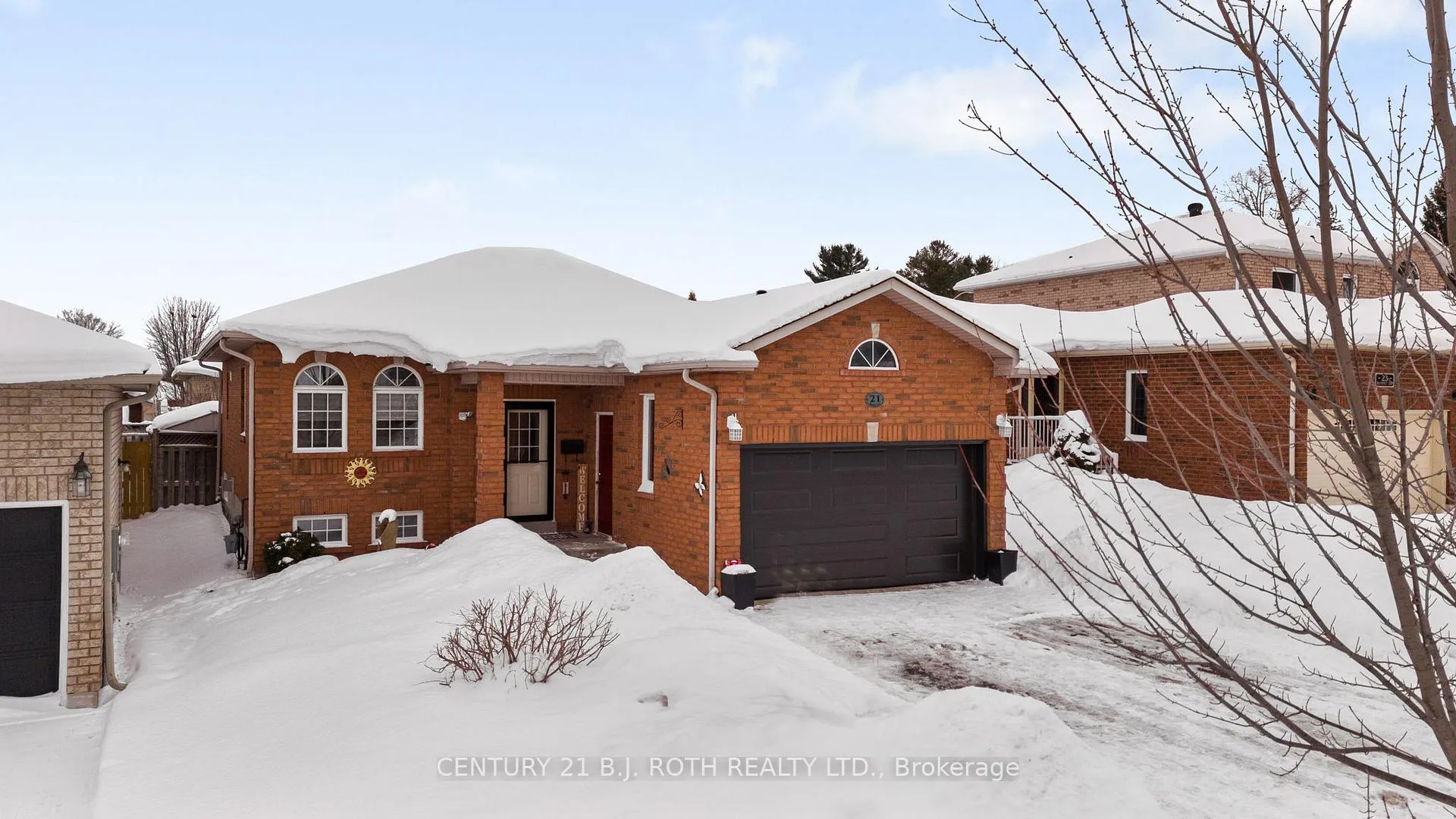 Photo 2 of 21 Ruffet Drive, Barrie, Edgehill Drive — HOMEH