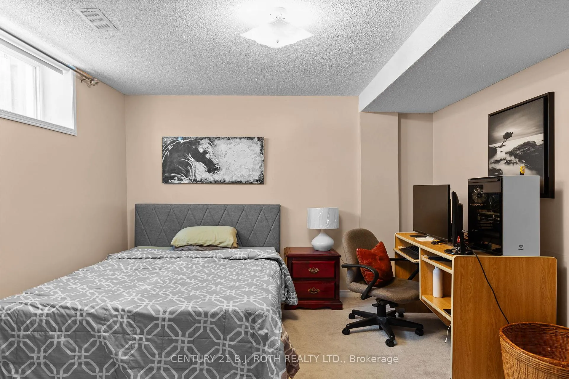 Photo 19 of 21 Ruffet Drive, Barrie, Edgehill Drive — HOMEH
