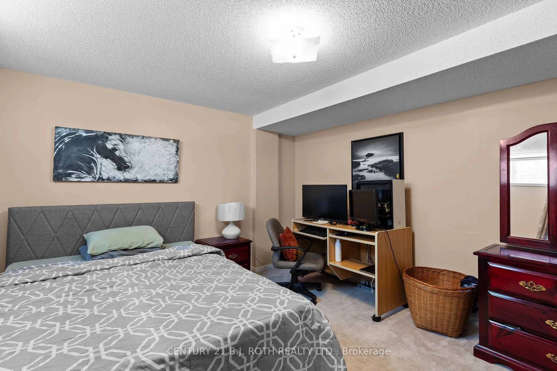 Photo 20 of 21 Ruffet Drive, Barrie, Edgehill Drive — HOMEH