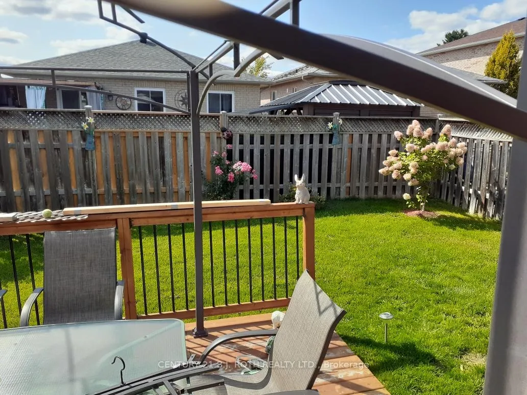 Photo 23 of 21 Ruffet Drive, Barrie, Edgehill Drive — HOMEH