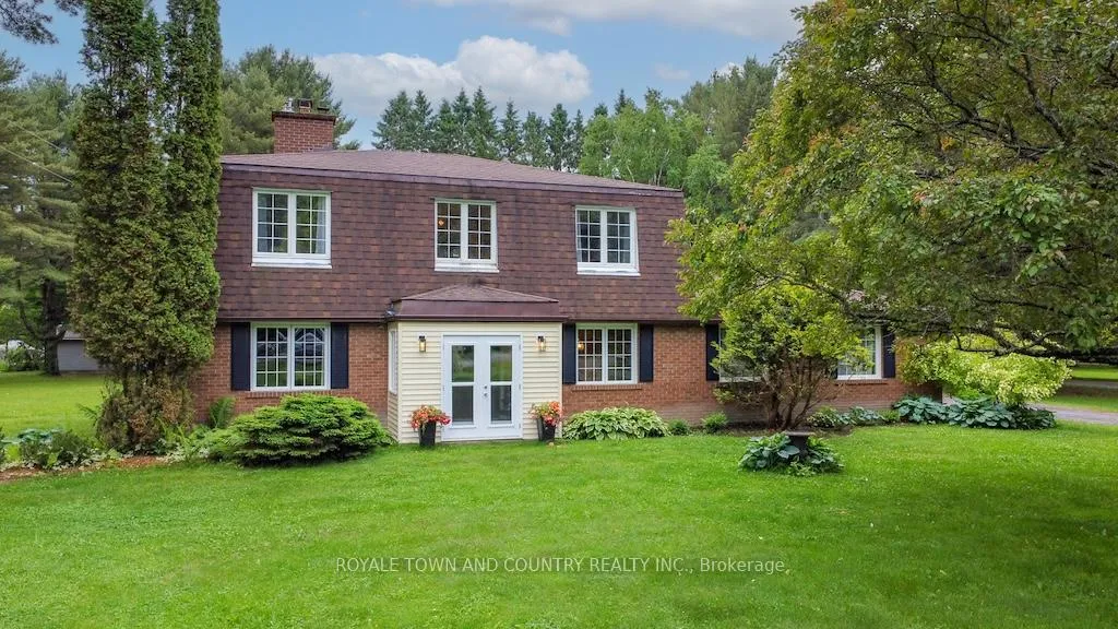 Photo 2 of 1304 North Shore Road, Algonquin Highlands, Stanhope — HOMEH