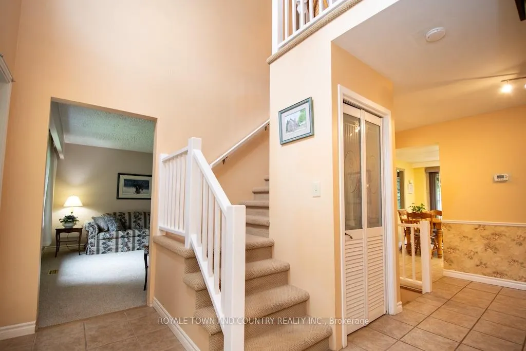 Photo 6 of 1304 North Shore Road, Algonquin Highlands, Stanhope — HOMEH