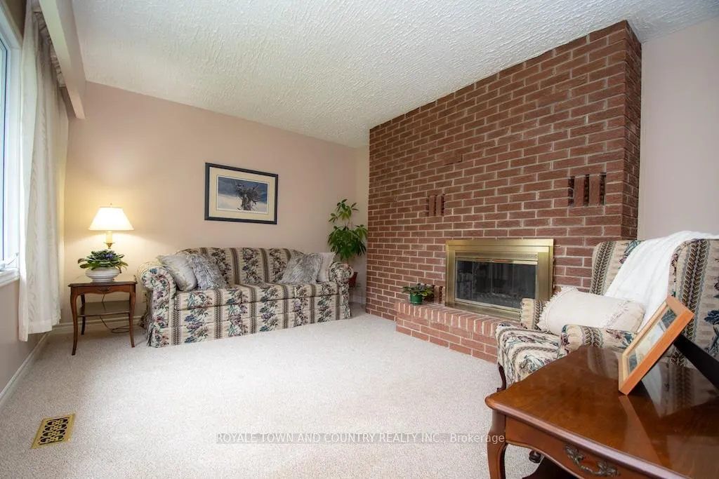 Photo 15 of 1304 North Shore Road, Algonquin Highlands, Stanhope — HOMEH