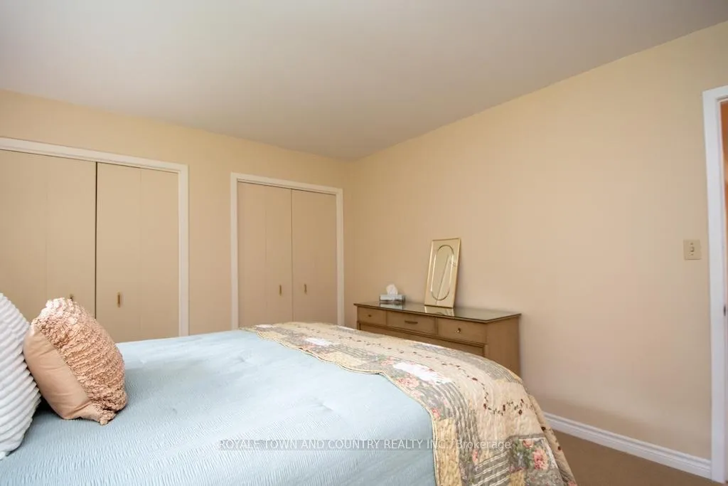 Photo 23 of 1304 North Shore Road, Algonquin Highlands, Stanhope — HOMEH