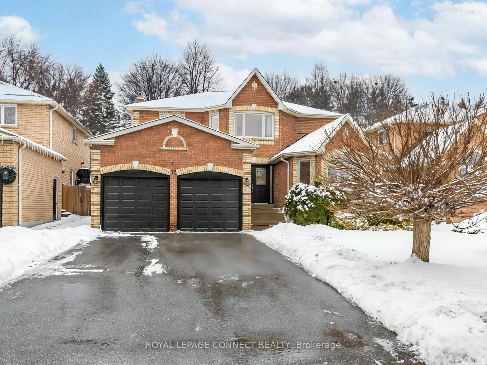 Photo 2 of 33 Meekings Drive, Ajax, Central West — HOMEH