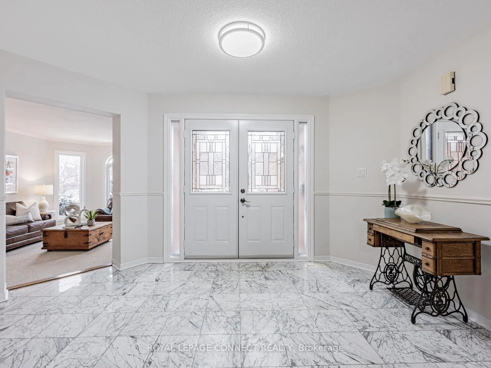 Photo 4 of 33 Meekings Drive, Ajax, Central West — HOMEH