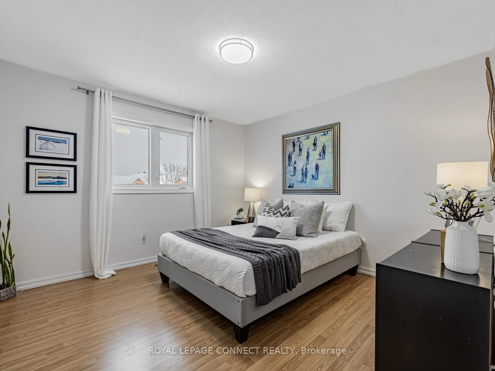 Photo 29 of 33 Meekings Drive, Ajax, Central West — HOMEH