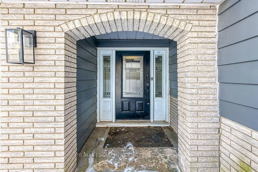 Photo 3 of 56 Parkview Road, Haldimand — HOMEH