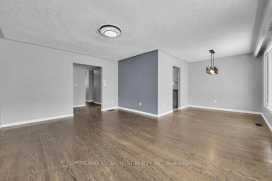 Photo 11 of 56 Parkview Road, Haldimand — HOMEH