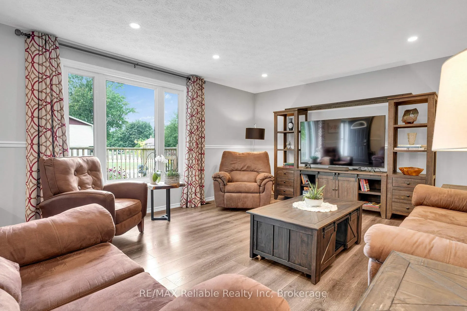 Photo 9 of 164 Sills Street, Huron East, Seaforth — HOMEH