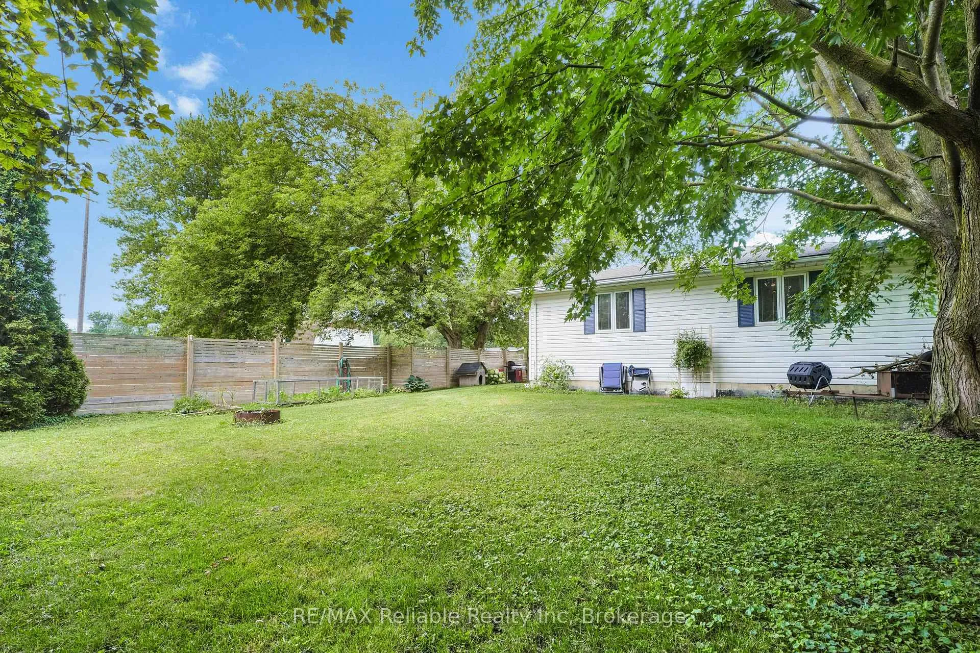 Photo 33 of 164 Sills Street, Huron East, Seaforth — HOMEH
