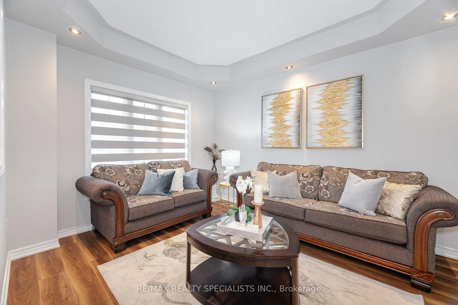 Photo 5 of 66 Carmel Crescent, Brampton, Vales of Castlemore North — HOMEH