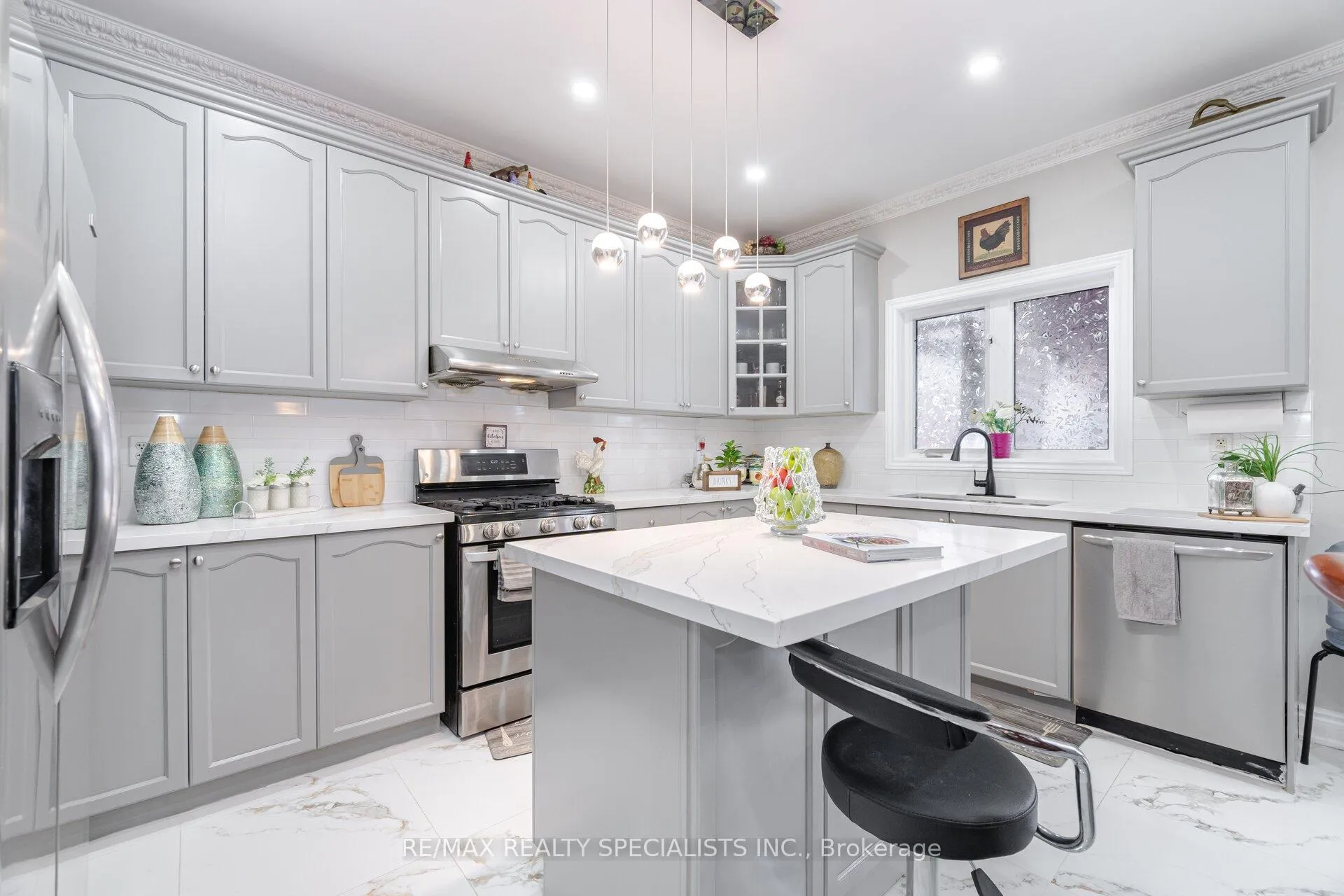 Photo 8 of 66 Carmel Crescent, Brampton, Vales of Castlemore North — HOMEH