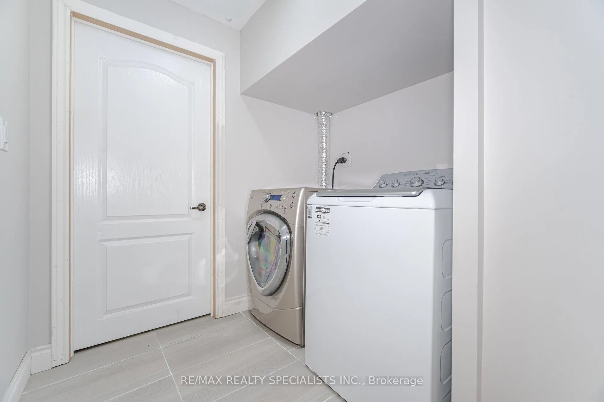 Photo 23 of 66 Carmel Crescent, Brampton, Vales of Castlemore North — HOMEH