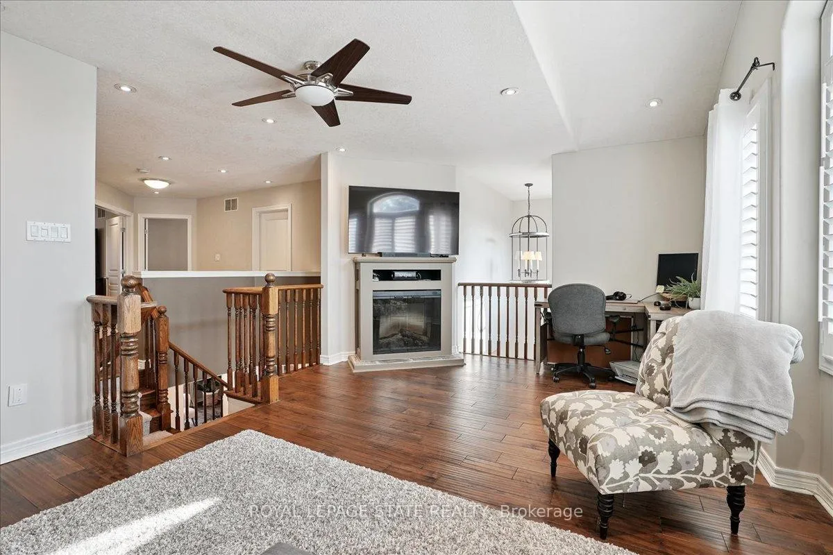 Photo 5 of 95 Hemlock Way, Grimsby, Grimsby West — HOMEH