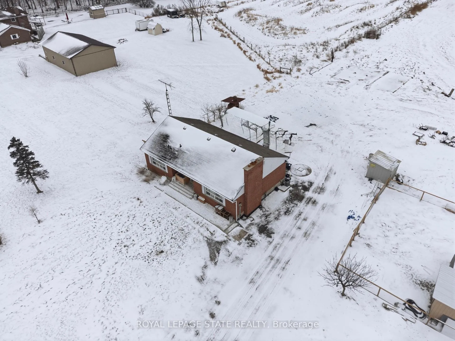 Photo 3 of 697 Highway 56, Haldimand — HOMEH