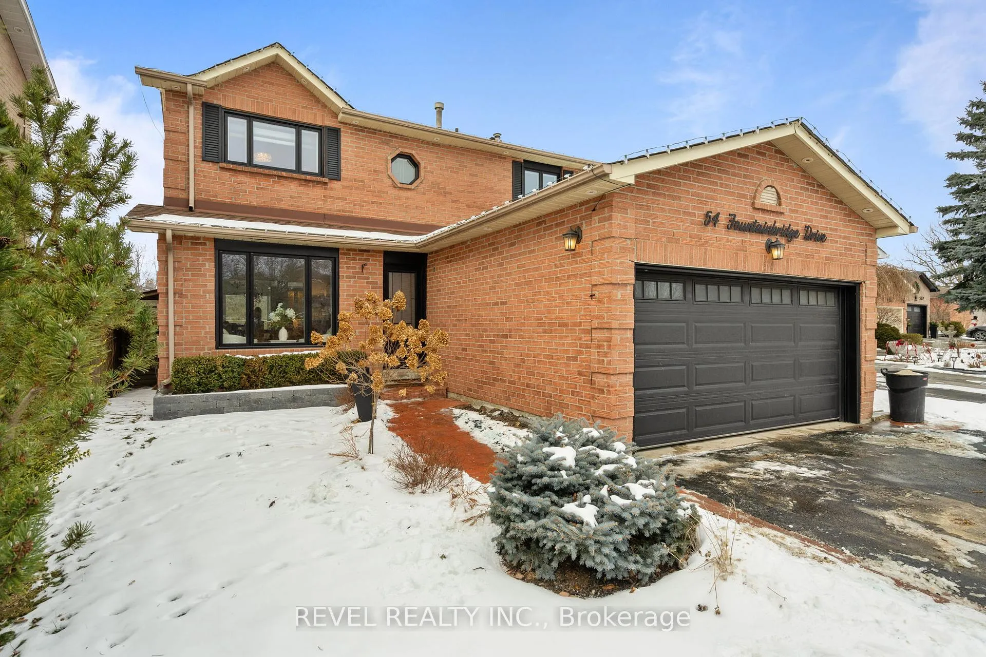 Photo 1 of 54 Fountainbridge Drive, Caledon, Bolton East — HOMEH